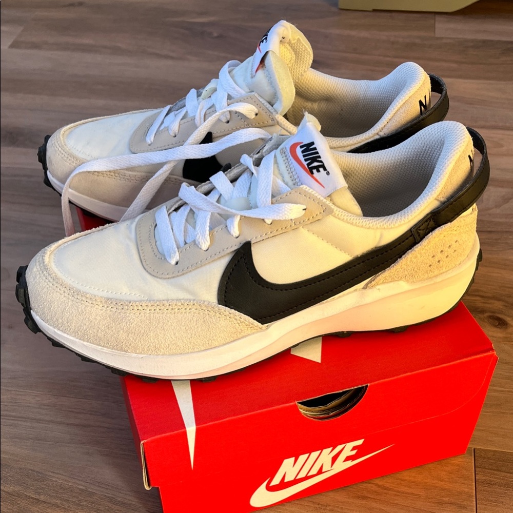 Nike Women’s Waffle Debut Sneakers